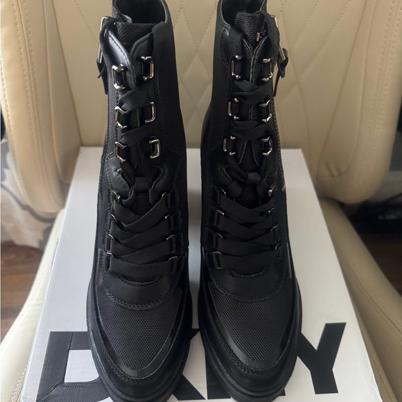 DKNY Women's TOIA Lace-Up Platform Ankle Boots - Picture 2 of 5